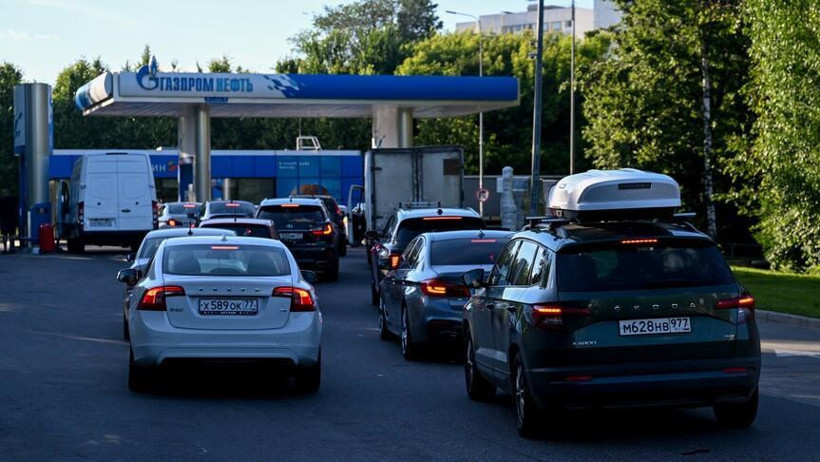 Rusya’da akaryakıt krizi büyüyor: Yakutistan’da satışlara kısıtlama getirildi - Resim : 1