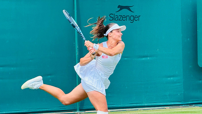 Milli tenisçi Zeynep Sönmez Wimbledon'da ilk turu geçti - Resim : 1
