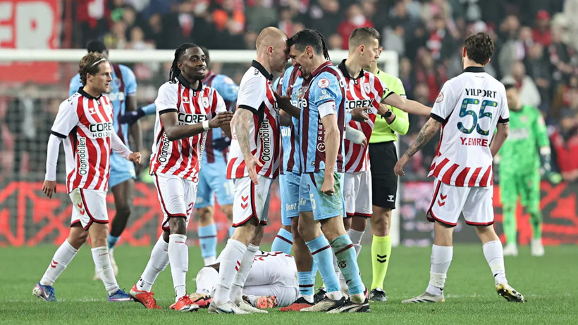 Trabzonspor stoperde rotayı Samsun'a kırdı: Rick van Drongelen hamlesi - Resim : 1