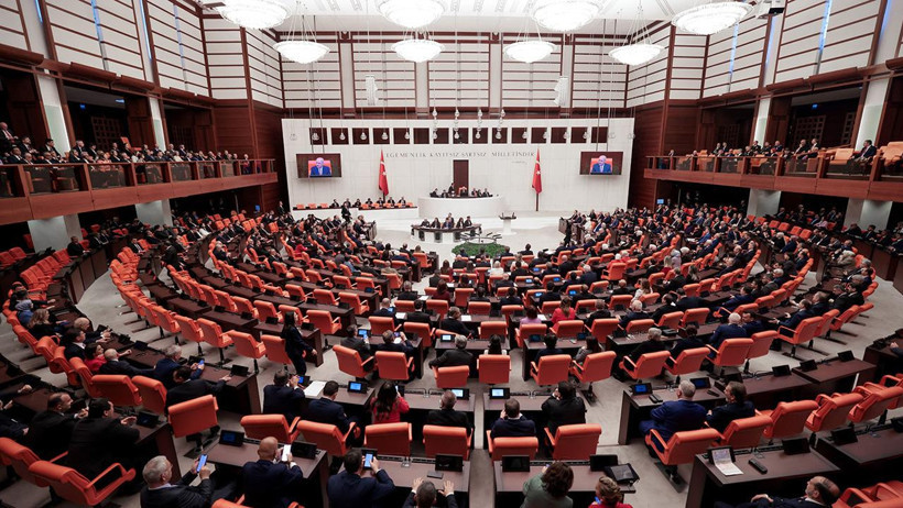 Her şey mühürsüz oylarla başladı: Türk tipi başkanlık sistemi Türkiye'ye ne getirdi, ne götürdü? - Resim : 3