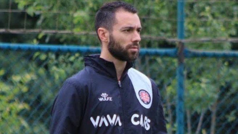 16 yıl sonra Galatasaray'a geri döndü: Eski futbolcu U19 Takımı'nın başına geçti - Resim : 2