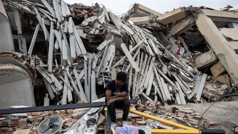 Venezuela'da deprem felaketinde can kaybı 4 bin 734'e çıktı - Resim : 2