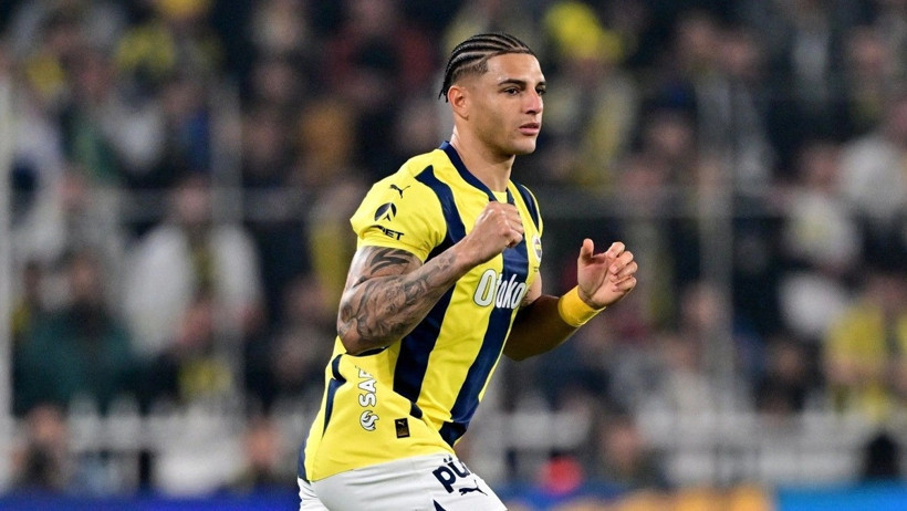Fenerbahçe’de ayrılık kapıda: Tecrübeli stopere talip çıktı - Resim : 1