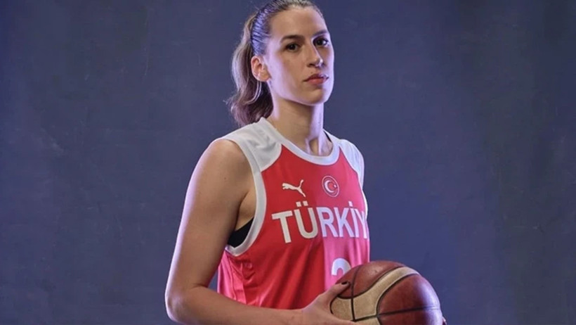 Milli basketbolcu Sevgi Uzun Fenerbahçe'den sonra Galatasaray'da - Resim : 1