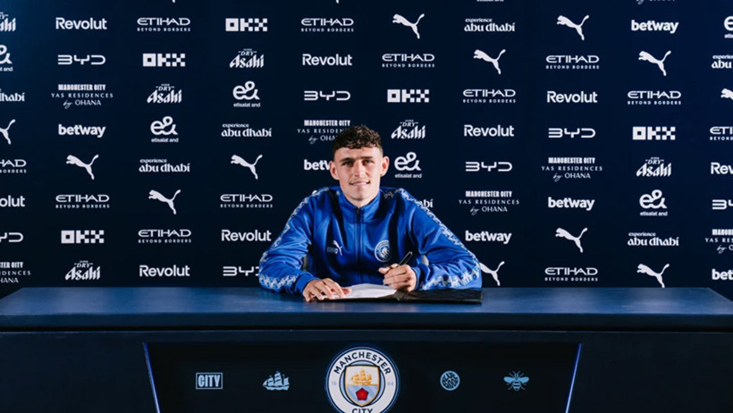 Manchester City Phil Foden'ın sözleşmesini 2030'a kadar uzattı - Resim : 2
