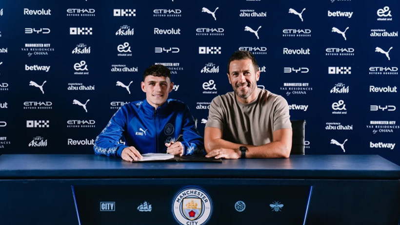 Manchester City Phil Foden'ın sözleşmesini 2030'a kadar uzattı - Resim : 5