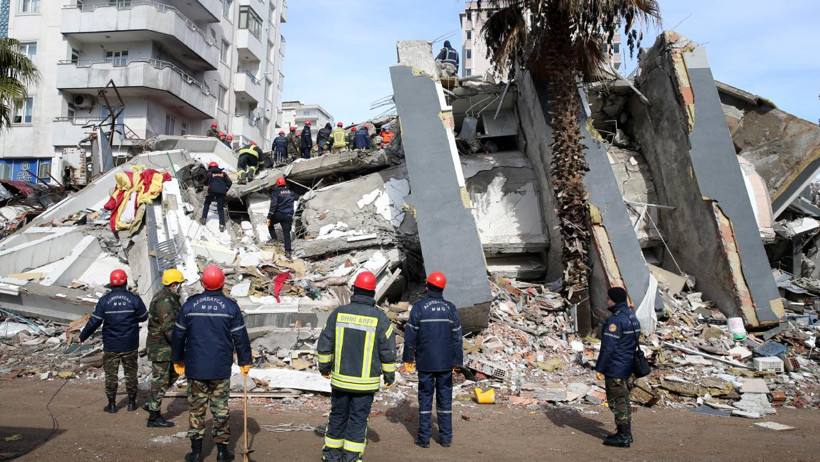 35 kişinin ölümüne neden olup 700 gün kayıplara karıştılar: Deprem davası sanıkları şimdi de savcıyı şikayet etti - Resim : 1