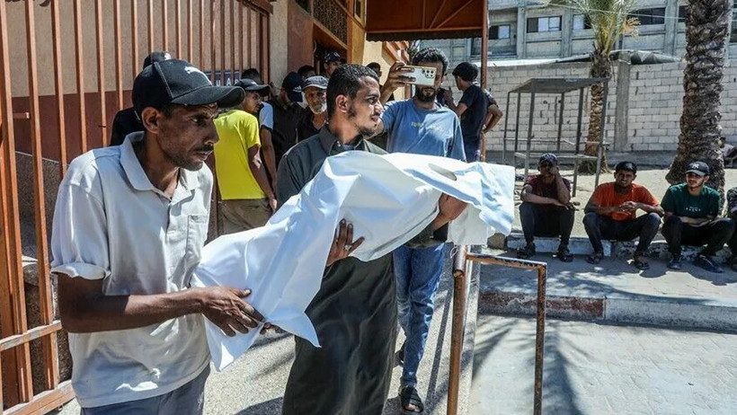 Gazze'de İsrail saldırılarıyla son 24 saatte 9 Filistinli hayatını kaybetti - Resim : 2