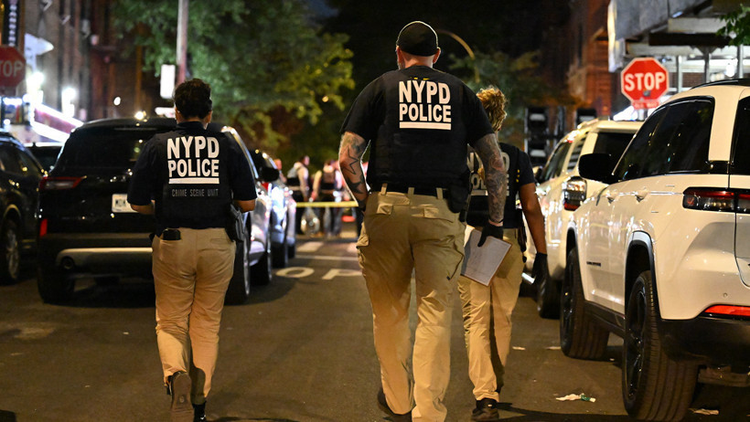 New York'ta silahlı saldırı: 12 yaşındaki çocuk öldü - Resim : 1