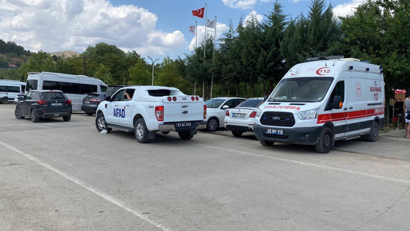 Hazar Gölü’nde tekne faciası: Felaket son anda engellendi - Resim : 1