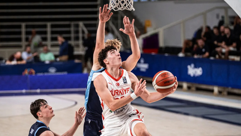 U18 Milliler Slovakya'yı 30 sayı farkla yenerek gruptan namağlup lider çıktı - Resim : 2