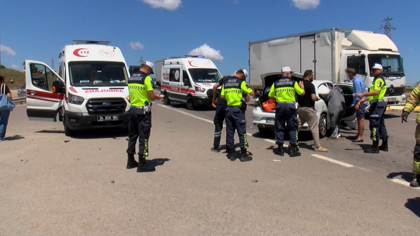 Pendik’teki korkunç kazada 1’i çocuk 2 kişi yaralı - Resim : 1