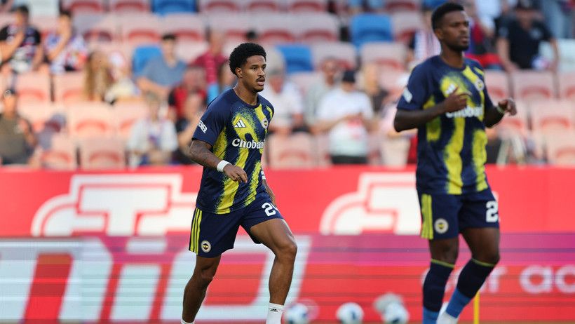 Avrupa devleri kapıyı çaldı: Fenerbahçe 6'ya aldı, 25'e satacak - Resim : 1