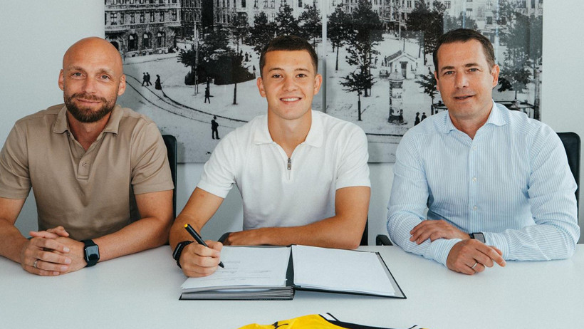 Borussia Dortmund Galatasaray'ın da listesindeki on numarayı transfer etti - Resim : 1