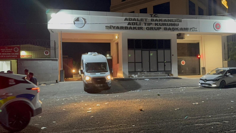 İki aylık gelin kurşunların hedefi oldu: Diyarbakır’ı yasa boğan olay - Resim : 1