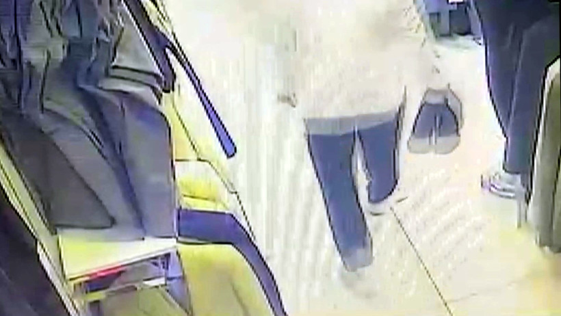 Giydi, beğendi ve kaptı kaçtı: Avcılar'da mağaza sahibini isyan ettiren olay - Resim : 4