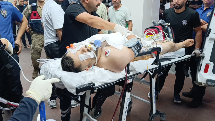 Hastane bahçesinde kanlı hesaplaşma: Seken kurşun çocuğa isabet etti - Resim : 1
