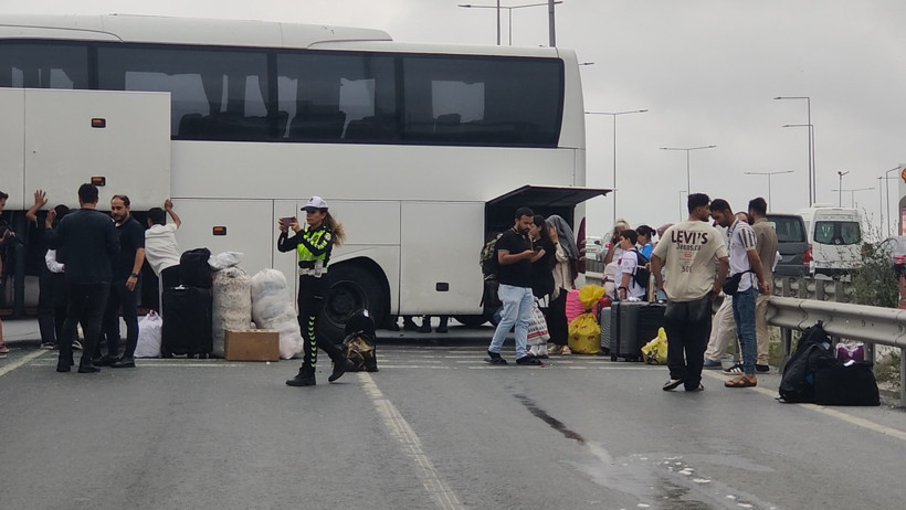 Yolcu otobüsü İETT otobüsüne çarptı: Çok sayıda yaralı var - Resim : 2