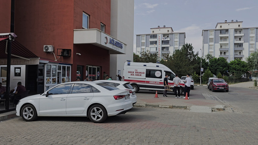 Tonlarca ağırlıktaki kabin üzerine düştü: Bingöl'den acı haber - Resim : 3