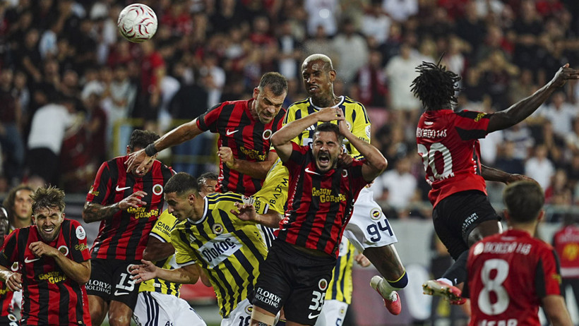 Fenerbahçe’ye başkentte soğuk duş: Gençlerbirliği geriden gelip kazandı - Resim : 4