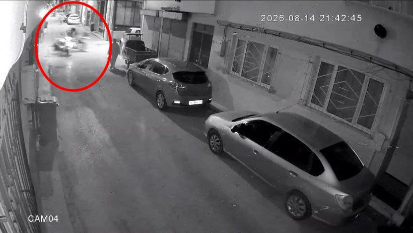 Çarpışmanın şiddetiyle yola savruldular: Kavga ihbarına giden Yunus timi kaza yaptı: 2'si polis 4 yaralı - Resim: 2