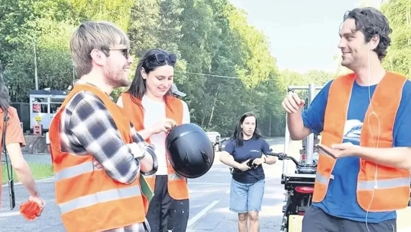 Cem Uzan'ın oğlu ilk filmi için düğmeye bastı: 1 milyon TL topladı - Resim : 1