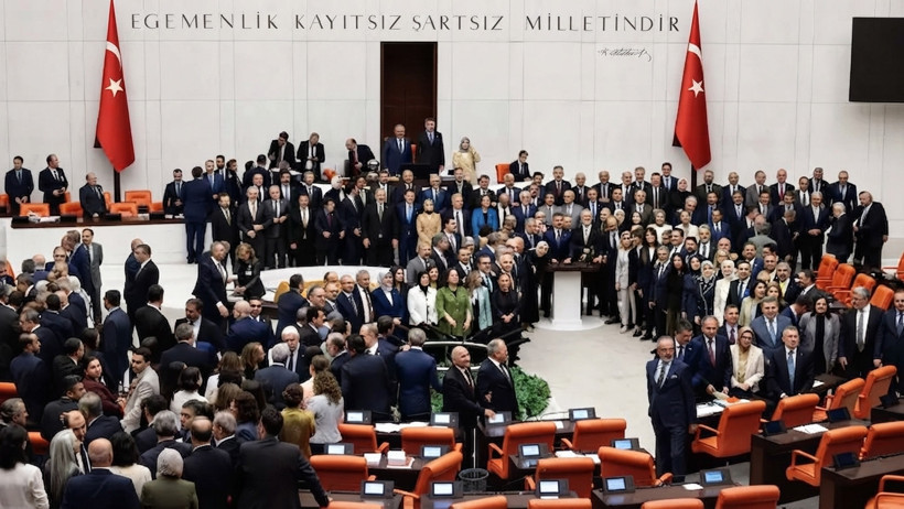 Meclis 5 günde geçirdi: Bu düzenlemeler ise yıllardır bekliyor - Resim : 1