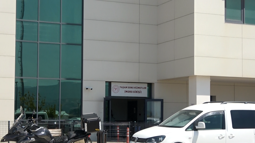 Tetiği önce eşine sonra kendine çekti: Bebek kurtarıldı - Resim : 1