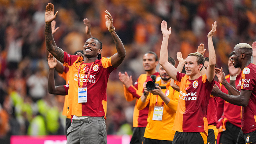 Daha büyük teklifler varken Leao neden Galatasaray'ı seçti? Gardi açıkladı - Resim : 1