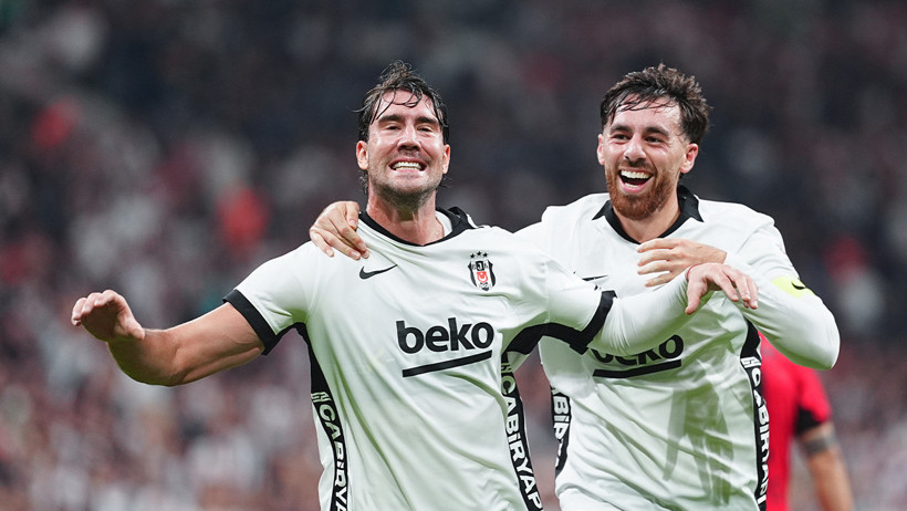 Beşiktaş’a Vlahovic’ten kötü haber: Milli takım kadrosundan çıkarıldı - Resim : 1