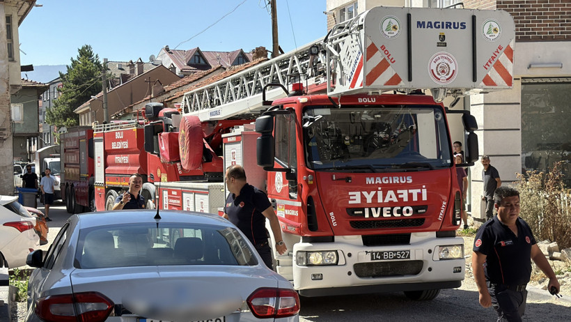 Evdeki beyaz eşya alev aldı: Bolu'da binada korku dolu anlar yaşandı - Resim : 3