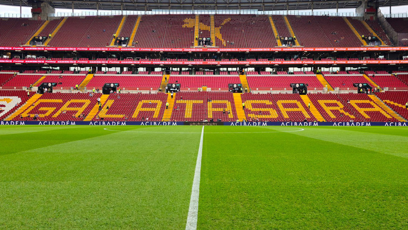 Galatasaray-Barcelona karşılaşmasının biletleri satışa sunuldu - Resim : 1