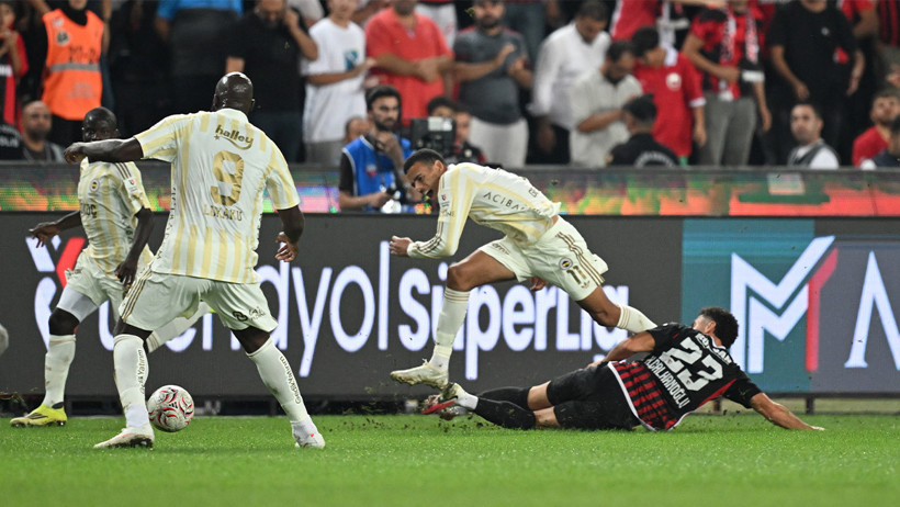 Gaziantep'te golsüz beraberlik: Fenerbahçe direkleri geçemedi - Resim : 2