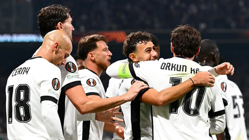 Sponsorluk krizi sahaya yansıdı: Beşiktaş Marsilya maçına Tera logosoz çıktı - Resim : 3