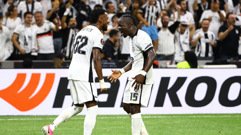 Beşiktaş'ta Murillo eski takımına karşı üçledi - Resim : 2