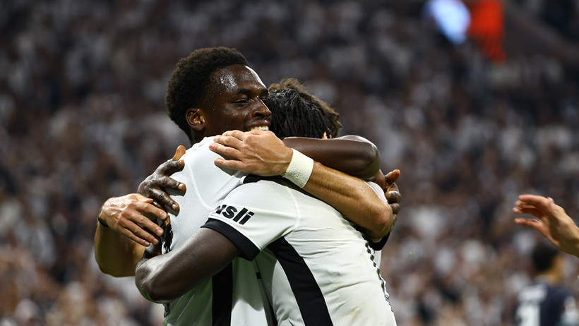 Ernest Poku Beşiktaş formasıyla siftahı Avrupa'da yaptı - Resim : 2