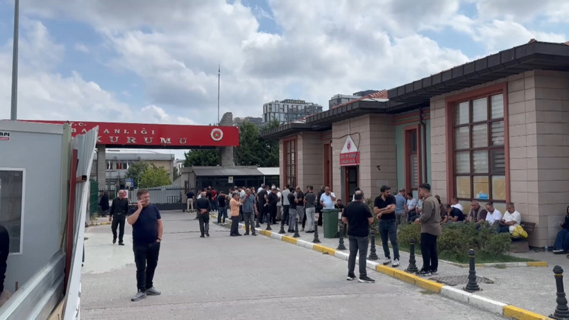 Almanya’da Türkiye’ye gelen savcı acilde sıra beklerken öldü - Resim : 2