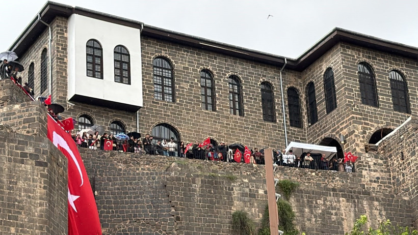 SOLOTÜRK'ten Diyarbakır semalarında nefes kesen gösteri: İlk kez uçtu - Resim : 2