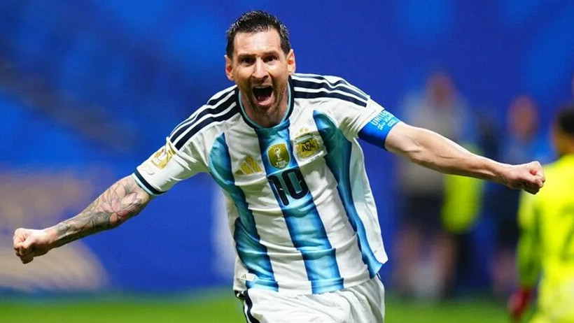 Ronaldo'dan Messi'ye duygusal veda: 'Sana sonsuz saygı duyuyorum' - Resim : 2