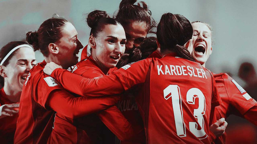 Kadın A Milli Takımımız 6 gollü maçta tur biletini rövanşa bıraktı - Resim : 1