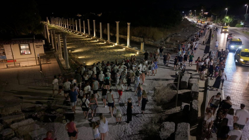Gece müzeciliğinde ziyaretçi rekoru kırıldı: 1.3 milyon ile zirve Efes'in - Resim : 5