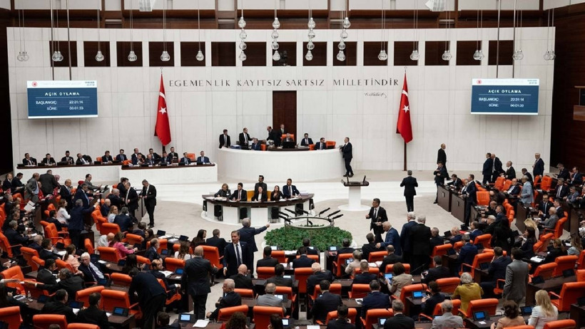 Muhalefetin 'Fon krizi araştırılsın' önergelerine AK Parti engeli - Resim : 1