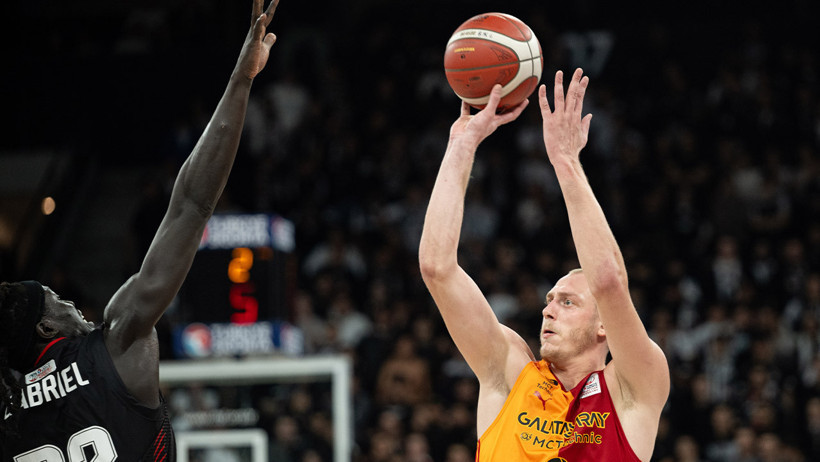 Nefes kesen derbide Beşiktaş Galatasaray'ı 83-80 mağlup etti - Resim : 5