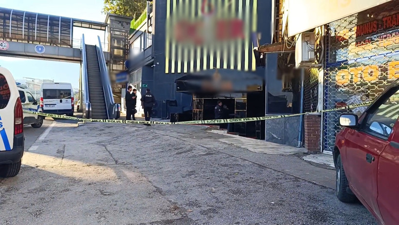Seyir halindeki araçtan ateş açıldı: Bursa’da eğlence mekanına silahlı saldırı - Resim : 1