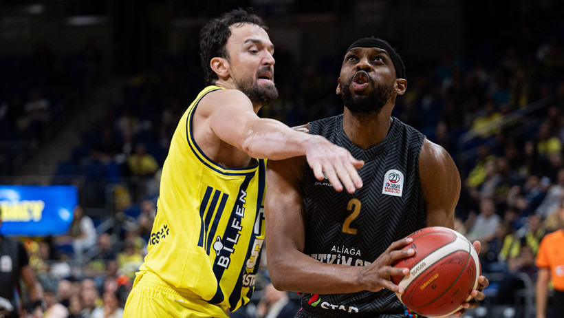 Fenerbahçe evinde Aliağa Petkim Spor’a 82-77 mağlup oldu - Resim : 1