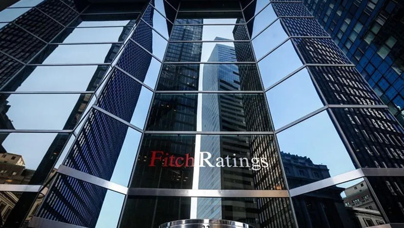 Fitch'ten Türkiye'deki iki sektöre önümüzdeki 2 yıl için risk uyarısı - Resim : 1