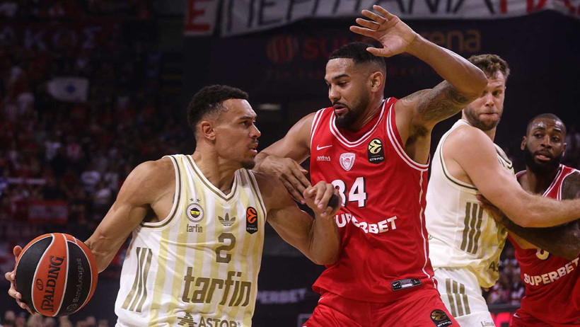 Fenerbahçe son şampiyon Olympiakos'u deplasmanda 64-61 mağlup etti - Resim : 3