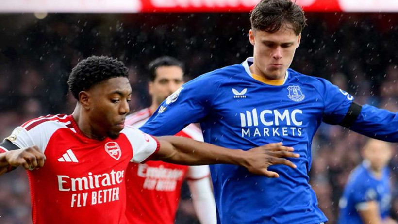 Arsenal Manchester City'nin kaybettiği haftada hata yapmadı: Everton engelini 2-0 ile geçti - Resim : 1