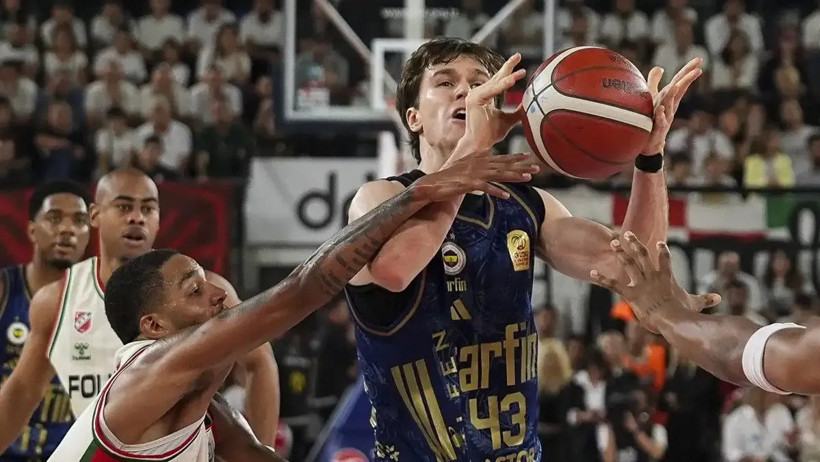 Fenerbahçe Tarfin, Karşıyaka'yı 25 sayı farkla mağlup etti - Resim : 1