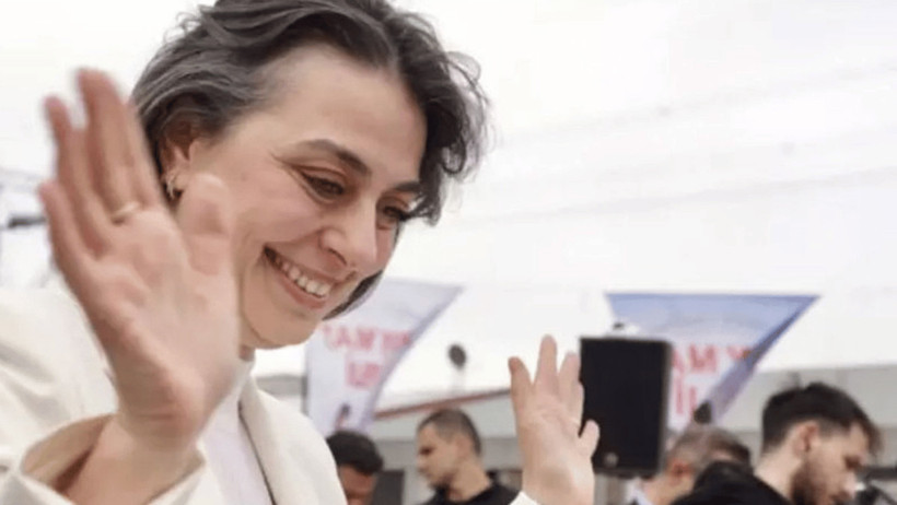 Sinem Dedetaş görevine dönecek mi? “Ne kıymetli şey özgürlük” dedi, saatler sonra tahliye edildi - Resim : 1
